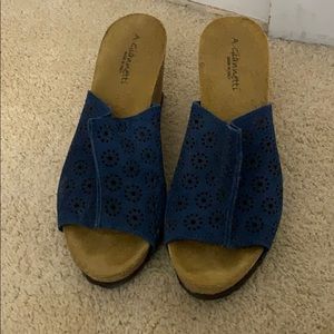 Comfortable casual wedges